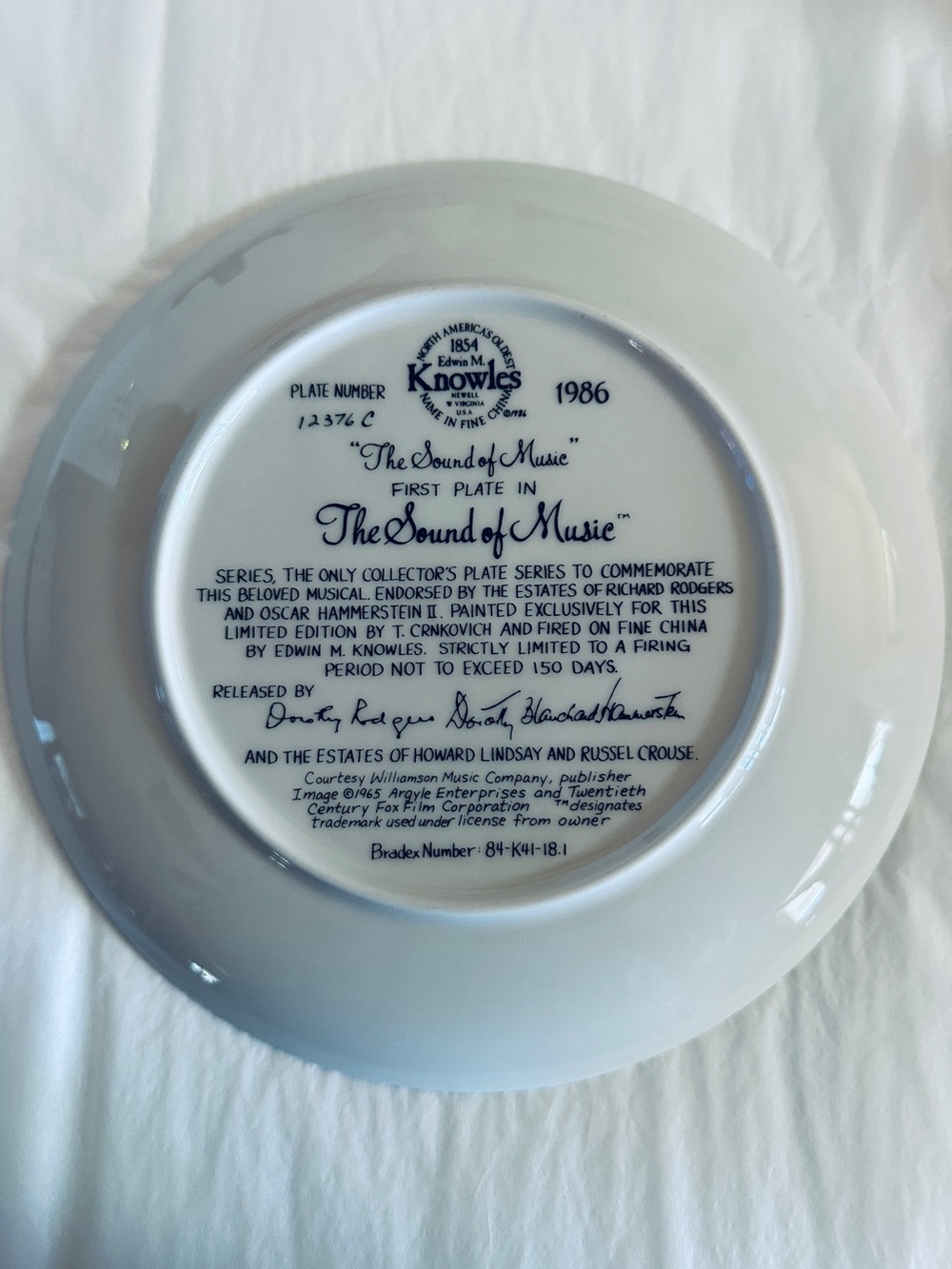 Knowles 1986- “The Sound of Music” Collector’s Plate #1 - Picture 3 of 9